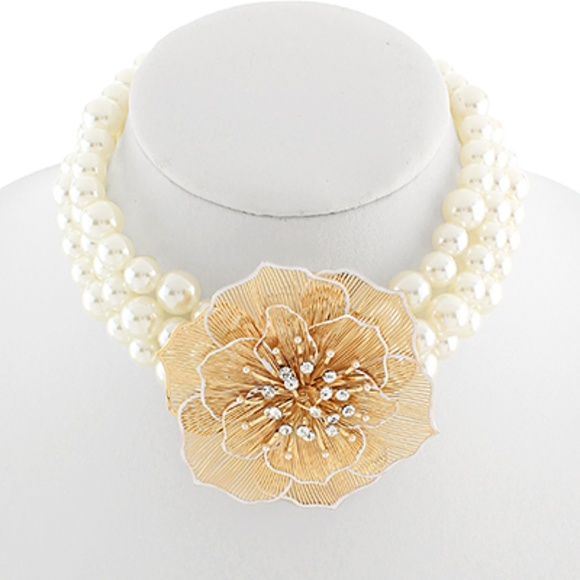 3 Layered Pearl & Filigree Flower Choker - Picture 1 of 1